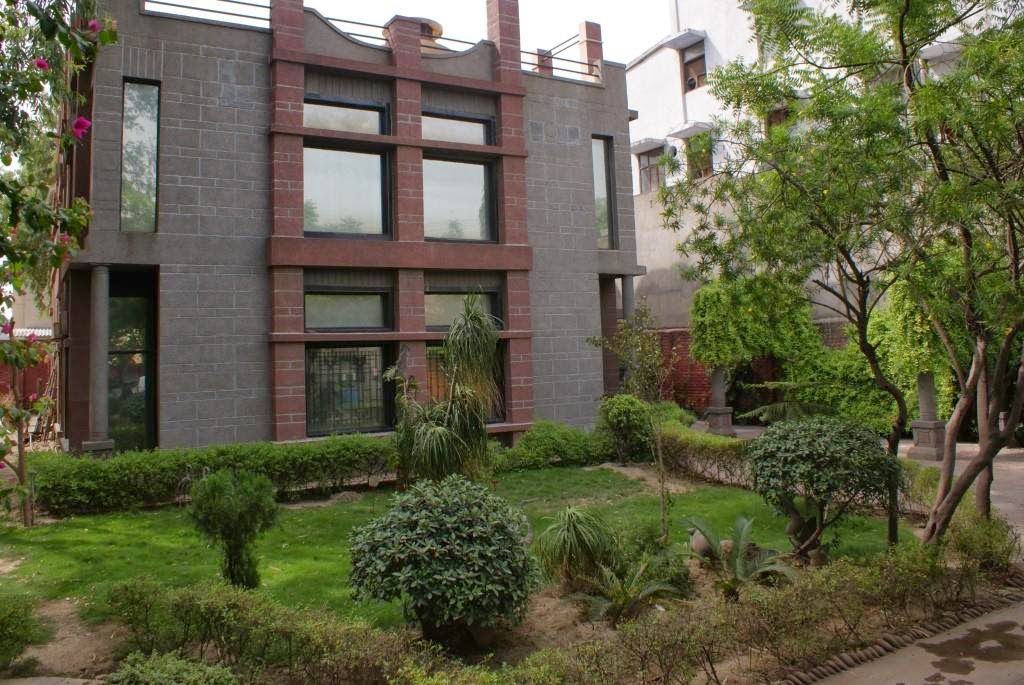 Office of Small World